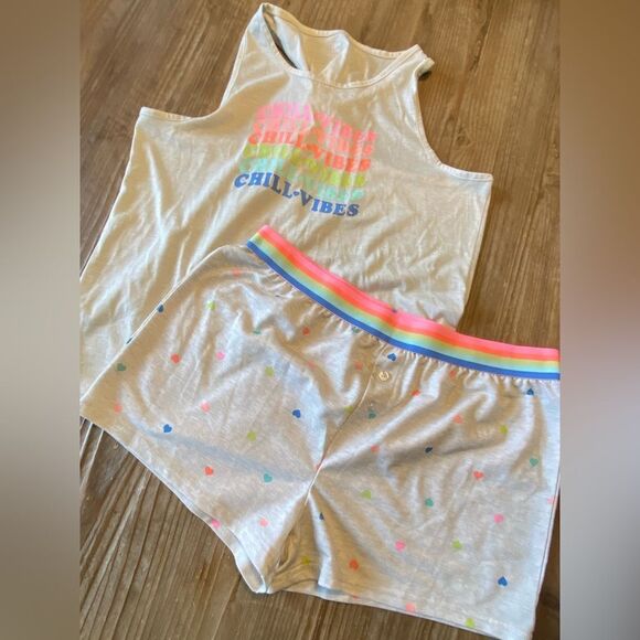 Sleep Chic 'Chill Vibes' Pajama Shorts and Tank Set - Picture 1 of 4